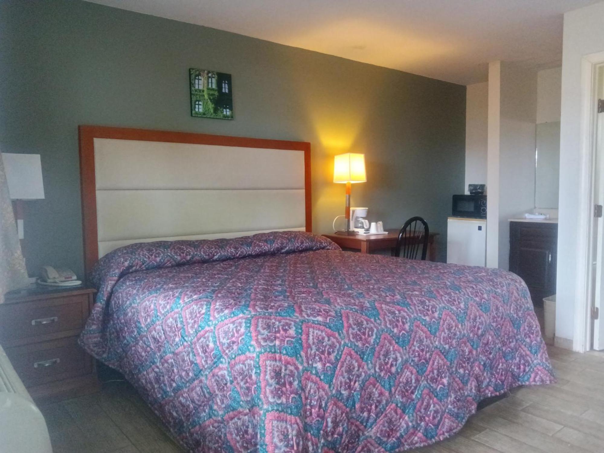 Maple Leaf Motel New Milford Zewnętrze zdjęcie
