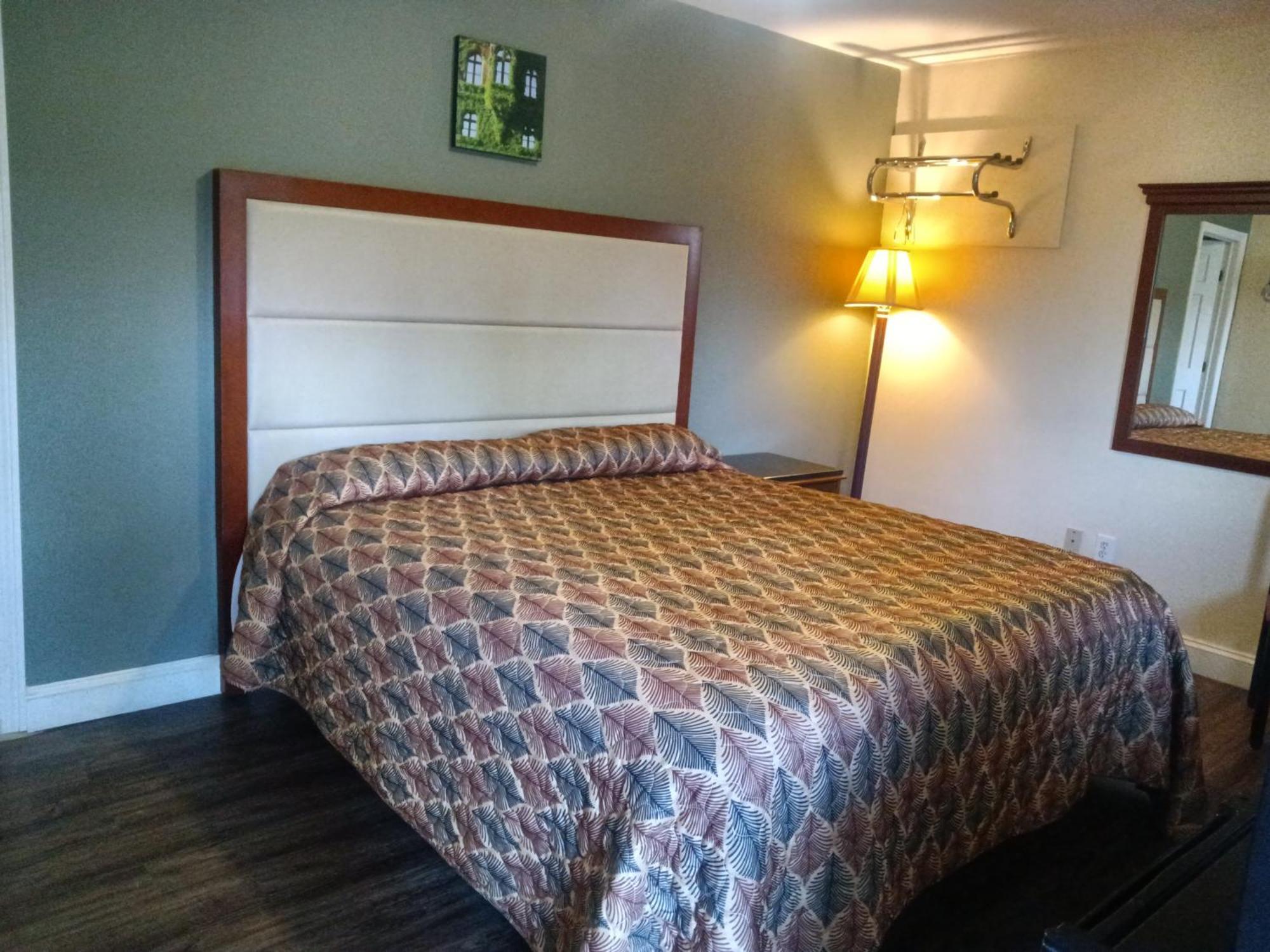 Maple Leaf Motel New Milford Zewnętrze zdjęcie